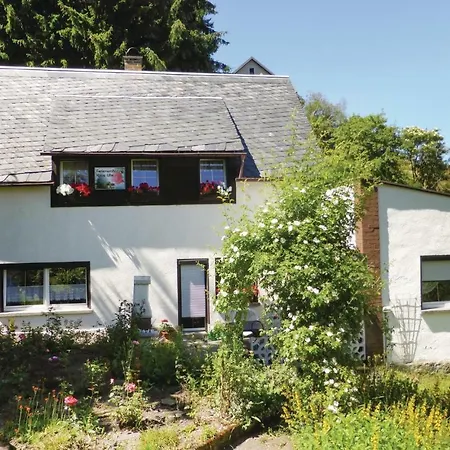Stunning In Sttzengrn-hundshbel With 2 Bedrooms&wifi * Hundshubel
